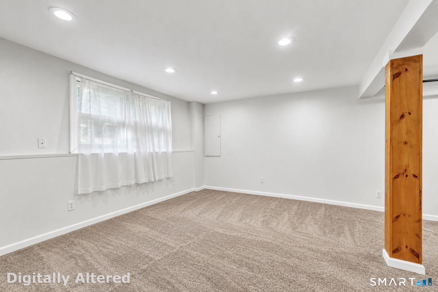 818 Bunker Hill Avenue Waterbury CT 06708
