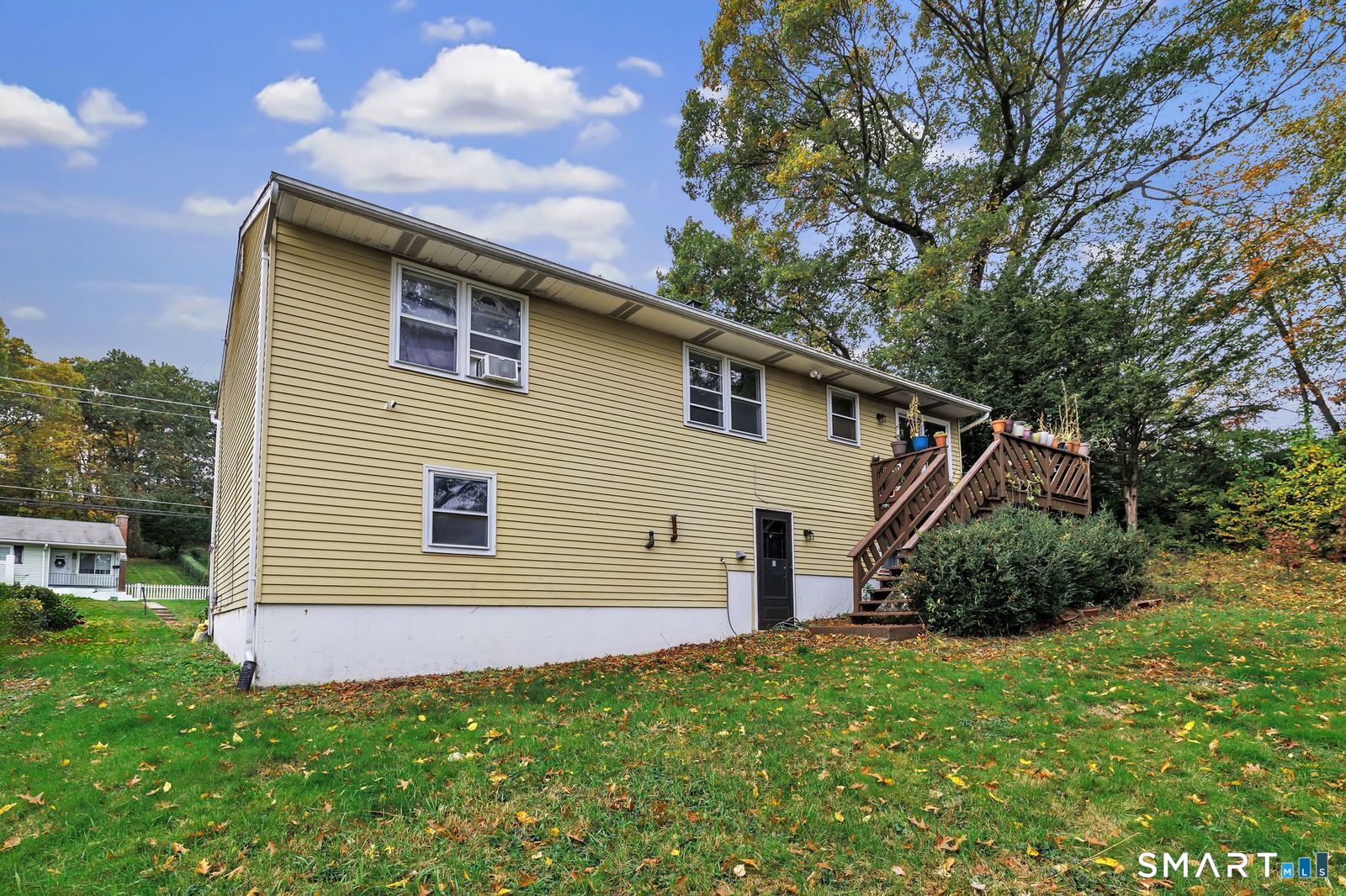 818 Bunker Hill Avenue Waterbury CT 06708