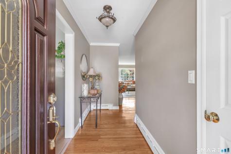 10 Merrill Road Trumbull CT 06611
