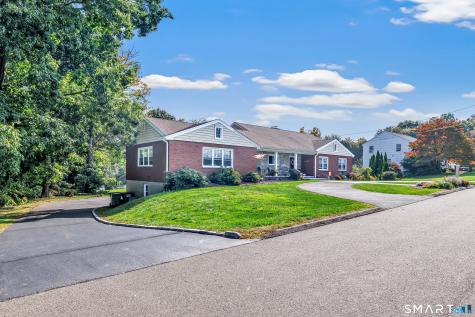 10 Merrill Road Trumbull CT 06611