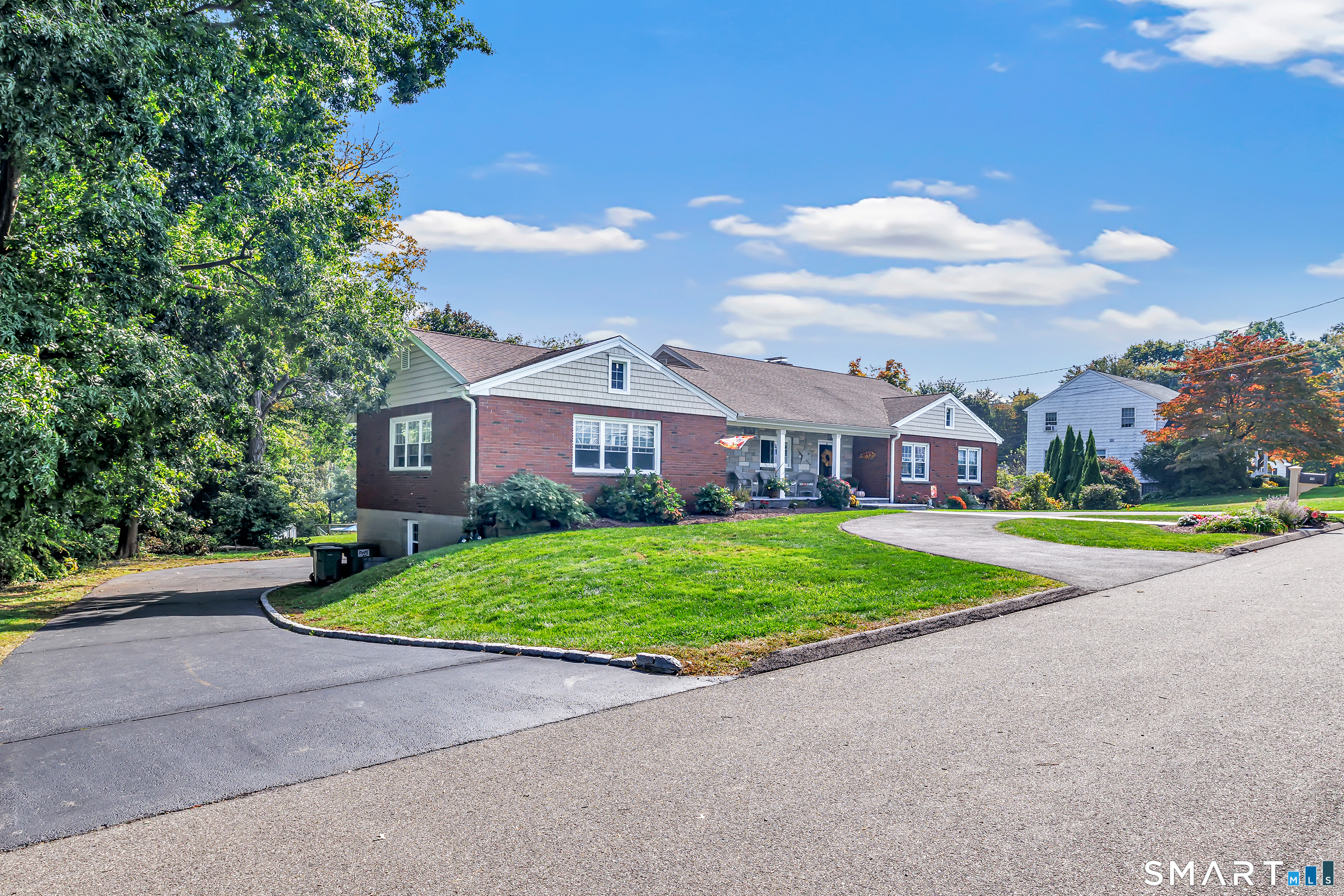 10 Merrill Road Trumbull CT 06611