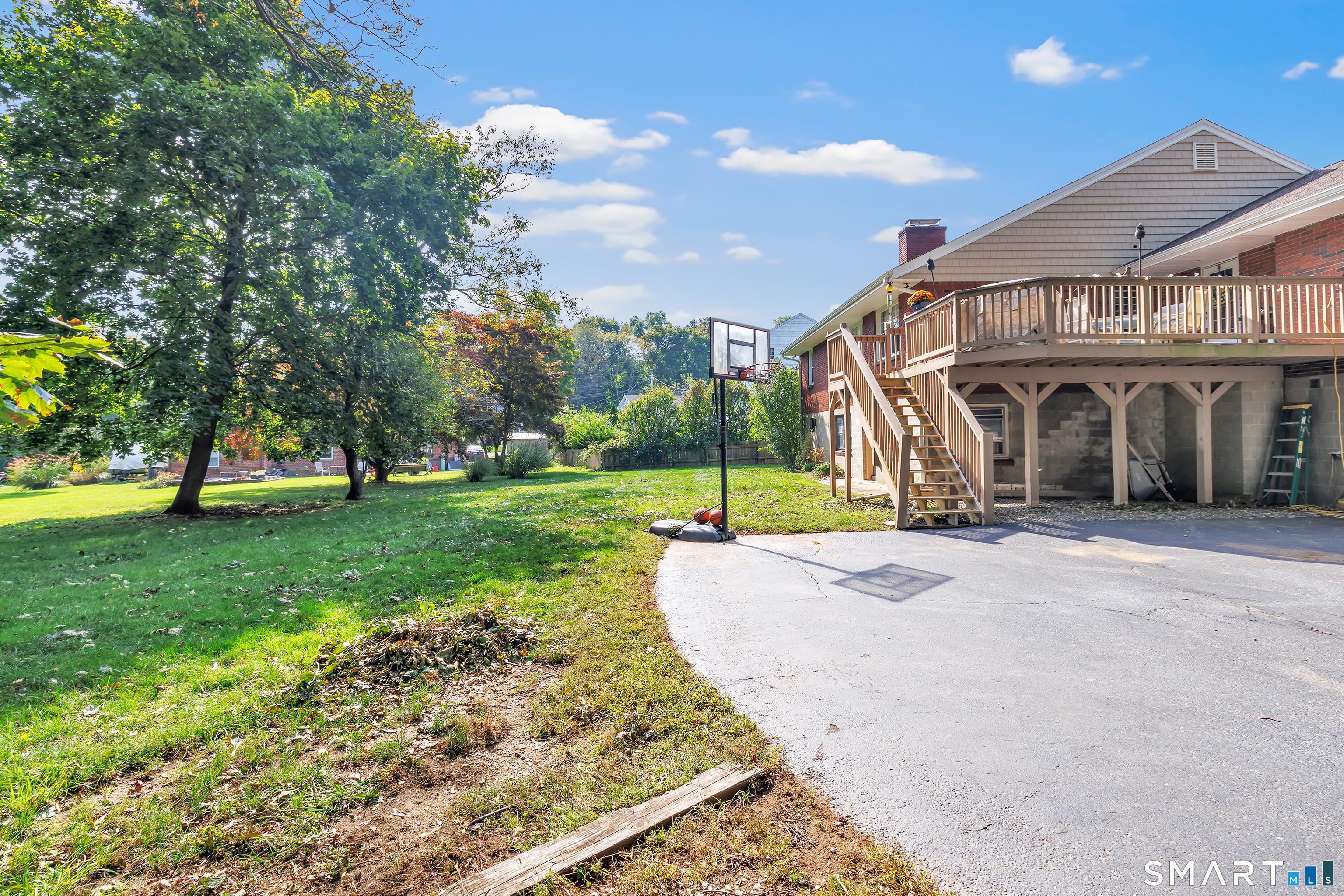 10 Merrill Road Trumbull CT 06611