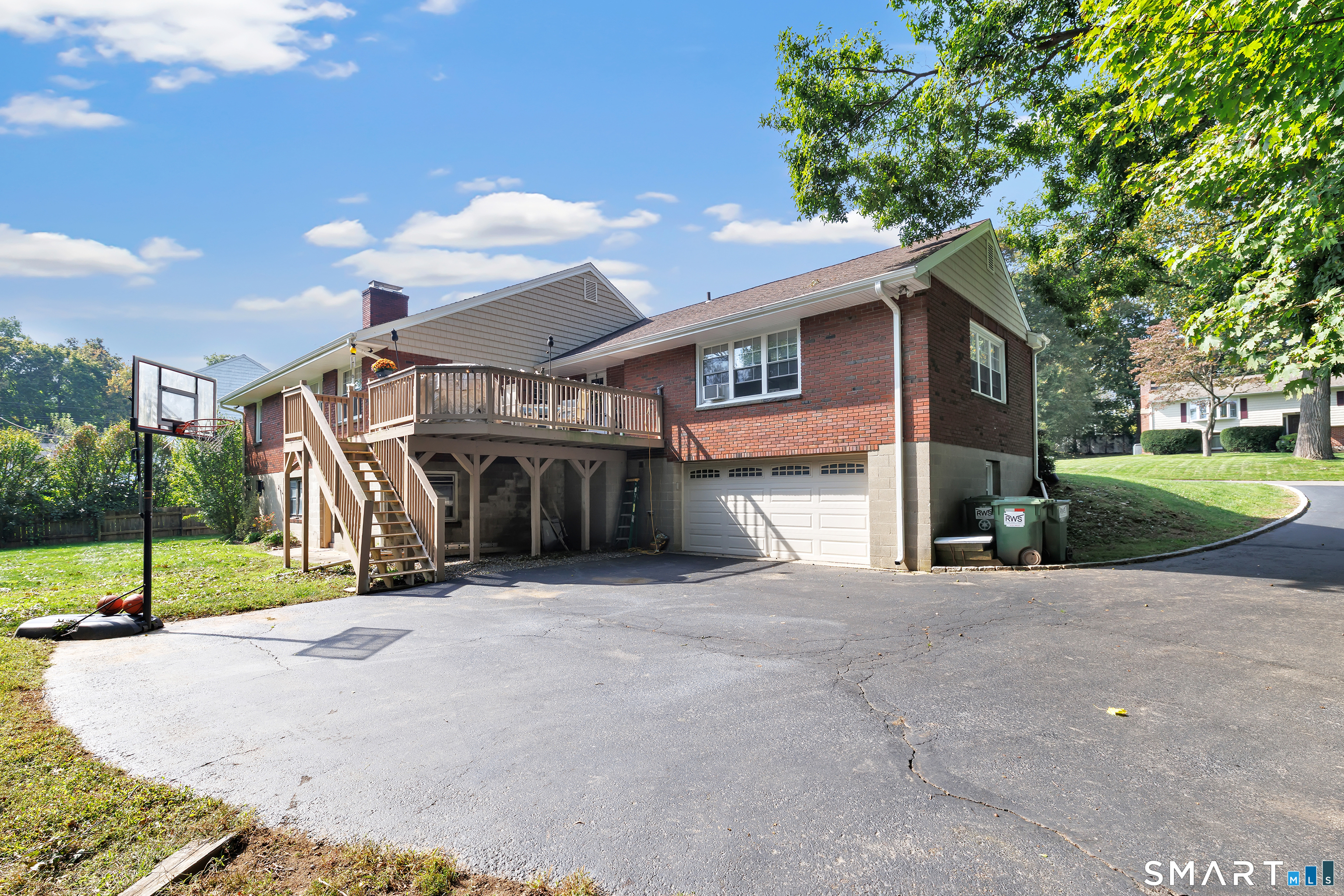 10 Merrill Road Trumbull CT 06611