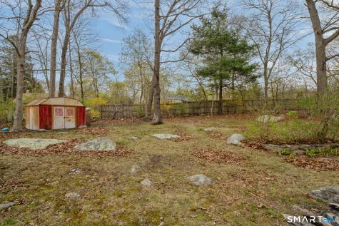 12 Lake Street Ledyard CT 06339