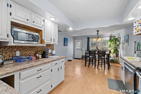 12 Lake Street Ledyard CT 06339