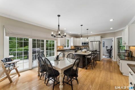 10 Pearl Street Newtown CT 06482