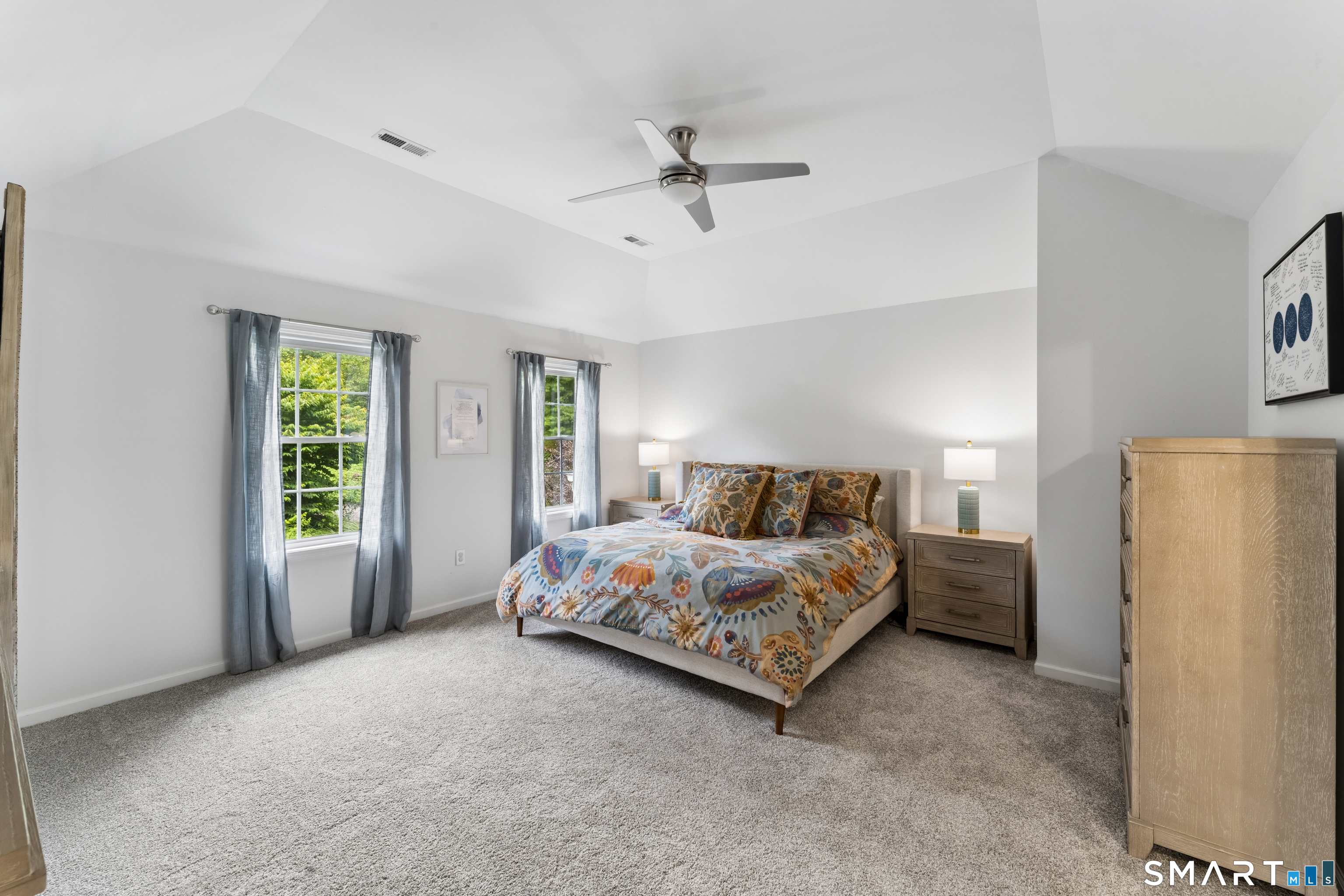 10 Pearl Street Newtown CT 06482