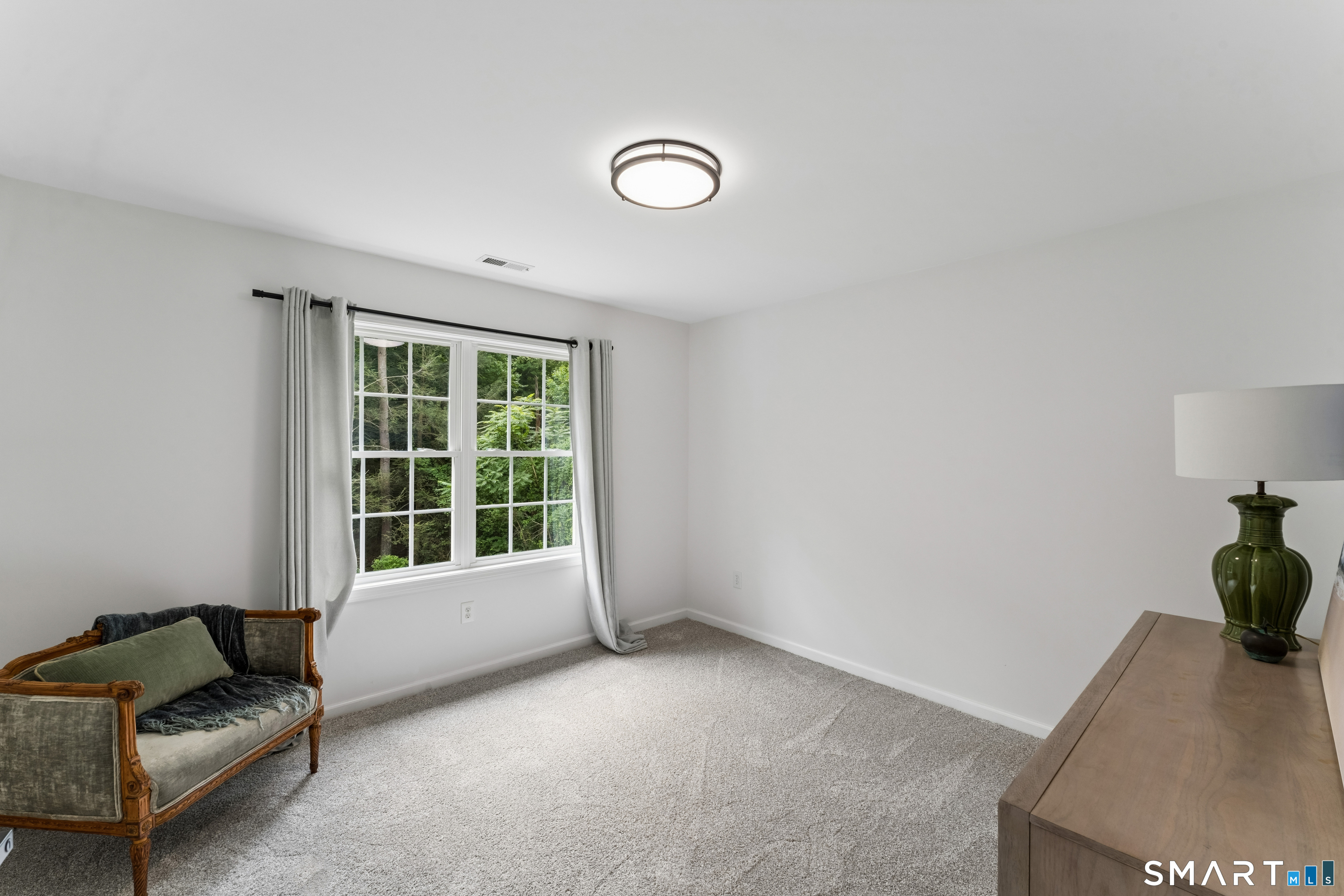 10 Pearl Street Newtown CT 06482