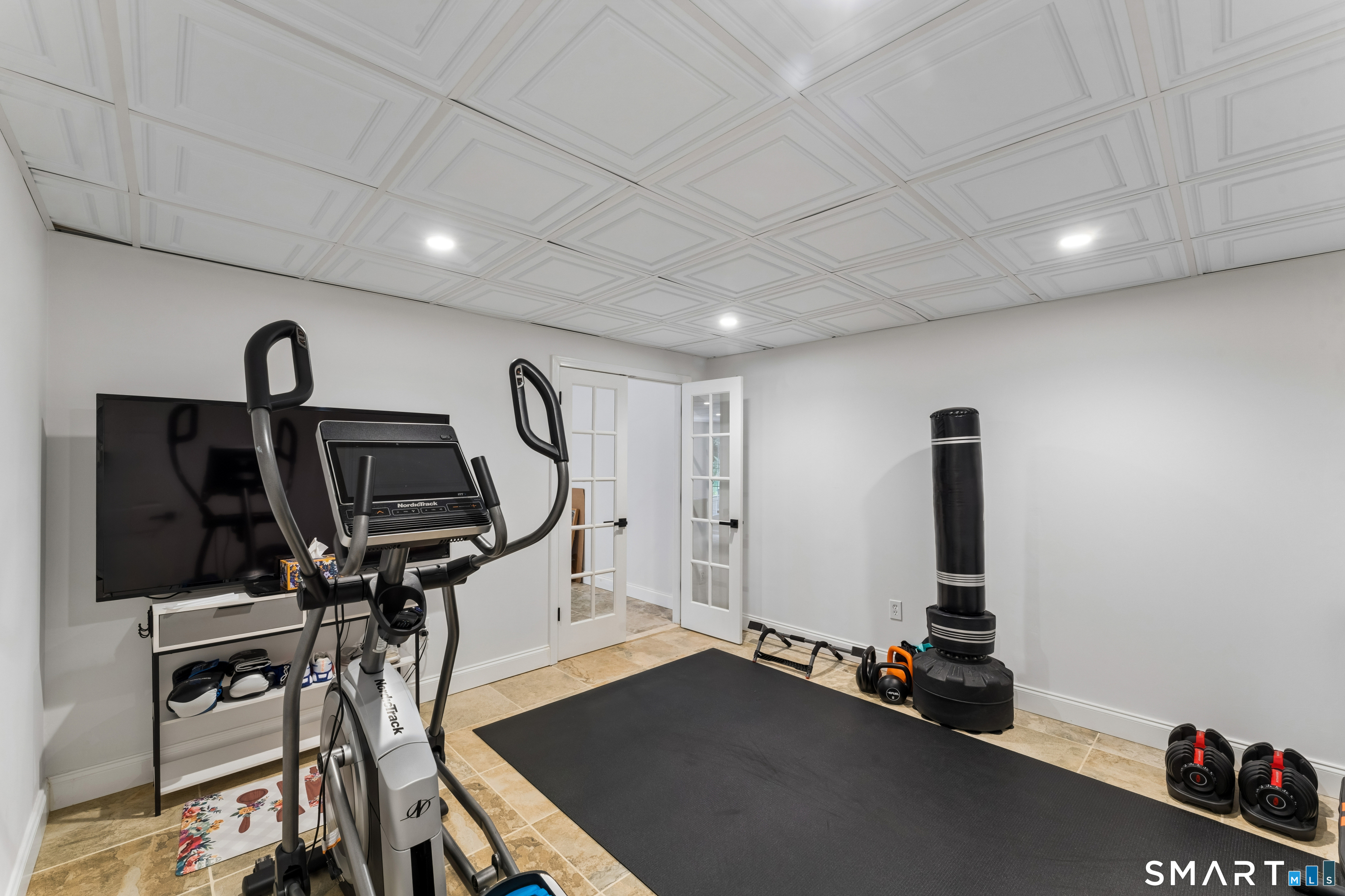 10 Pearl Street Newtown CT 06482