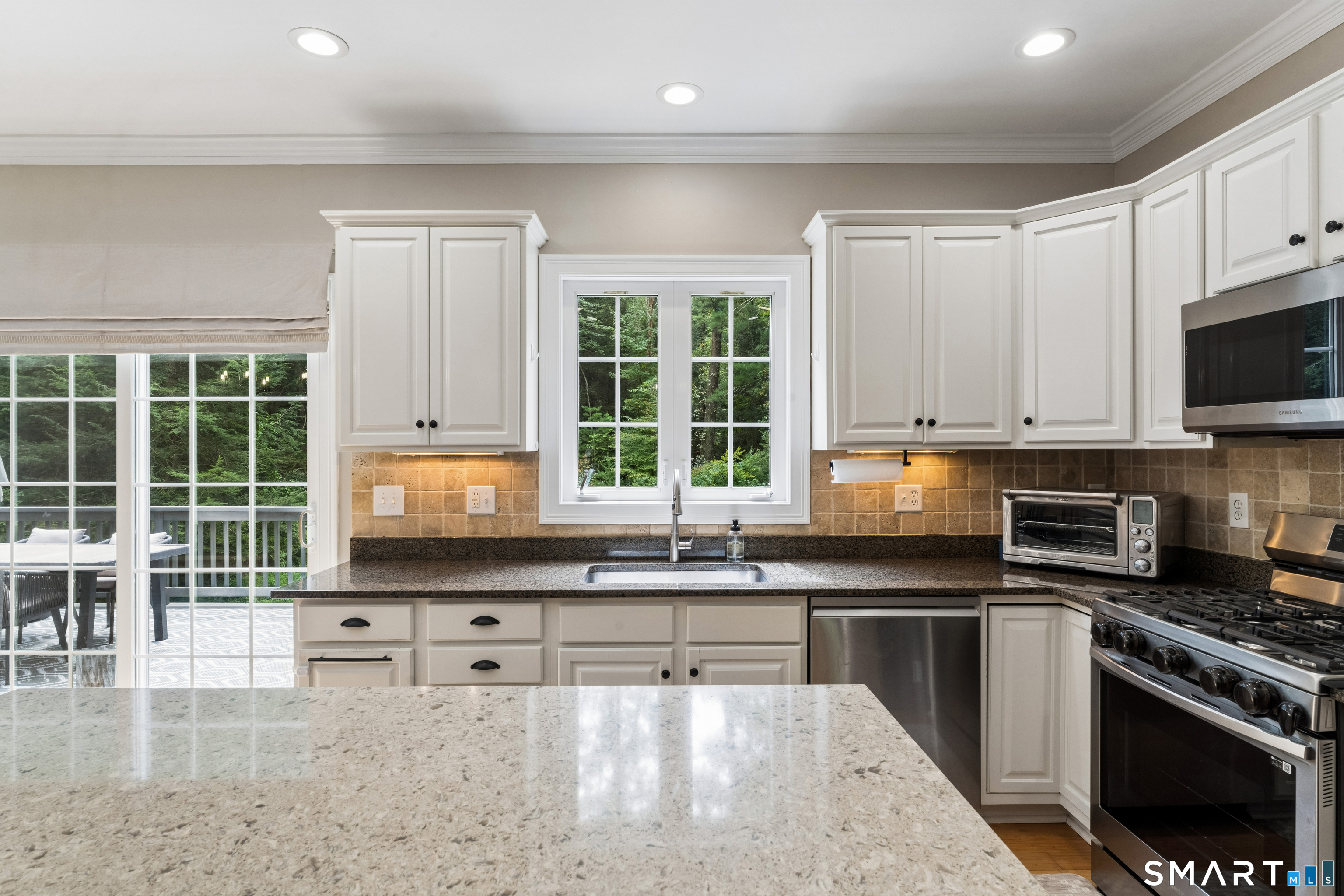 10 Pearl Street Newtown CT 06482