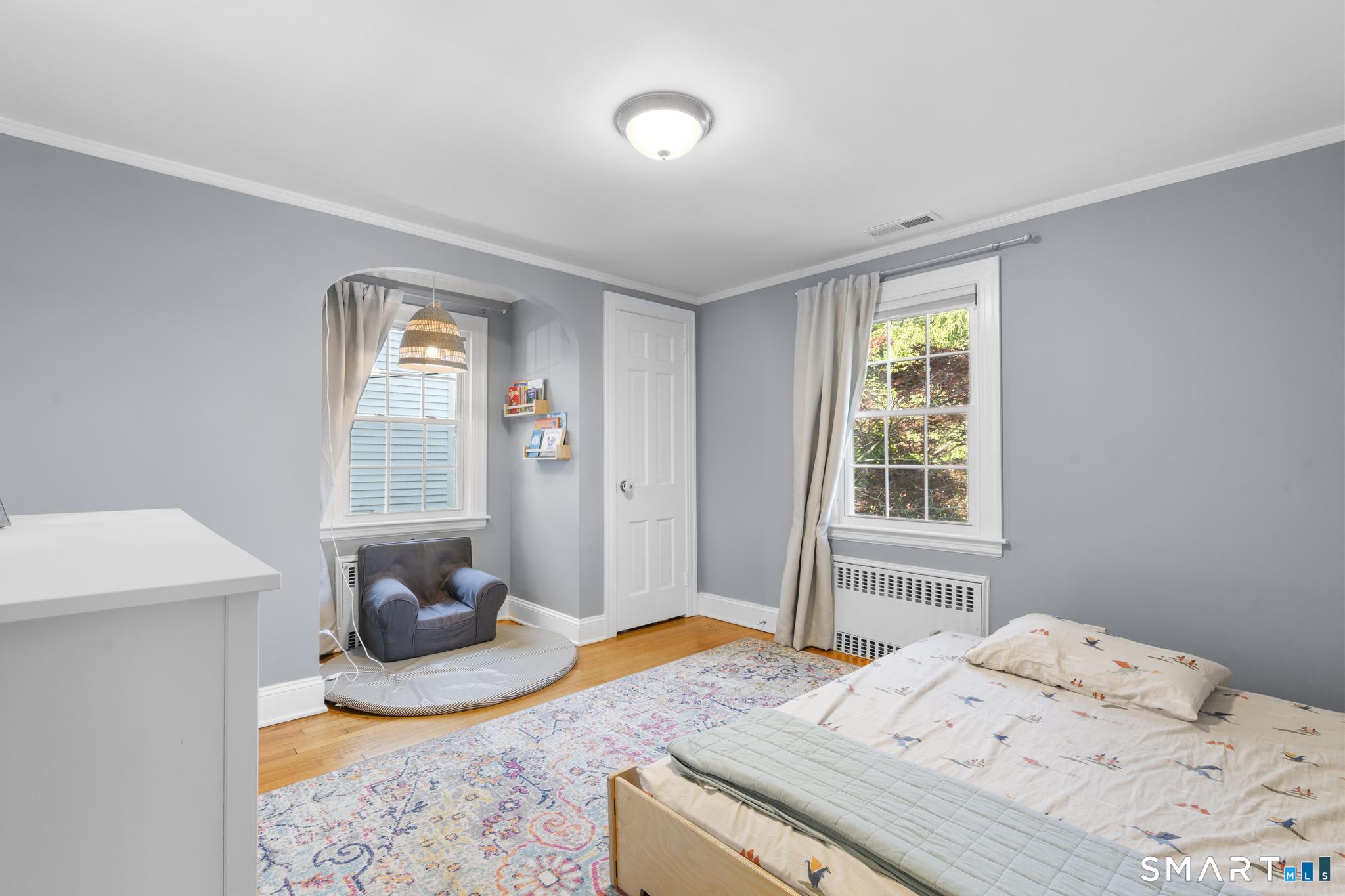 154 Clifton Avenue West Hartford CT 06107