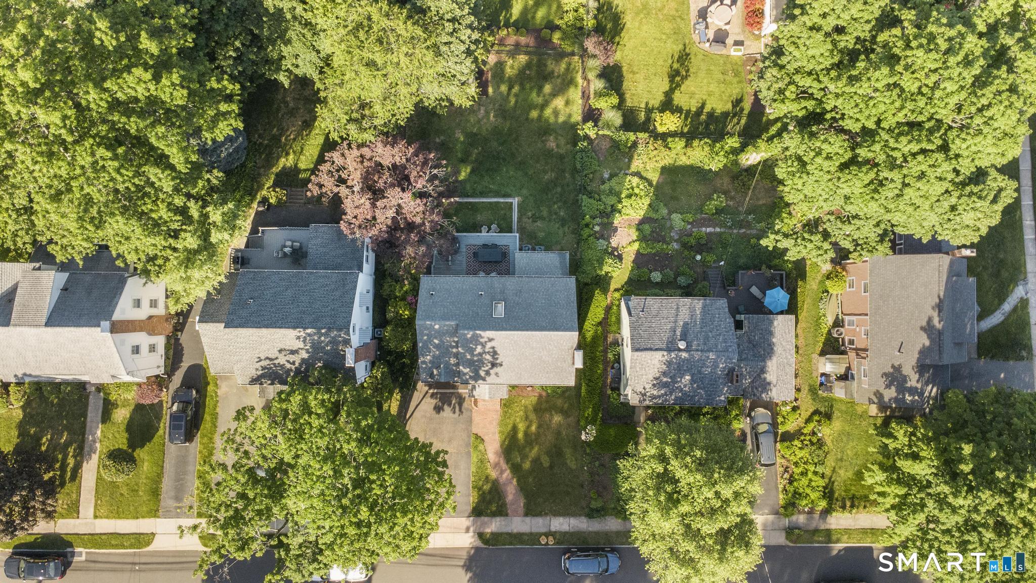 154 Clifton Avenue West Hartford CT 06107