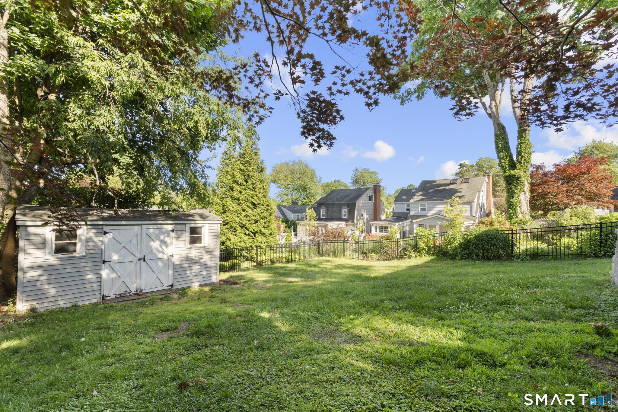 154 Clifton Avenue West Hartford CT 06107