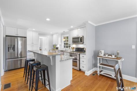 154 Clifton Avenue West Hartford CT 06107