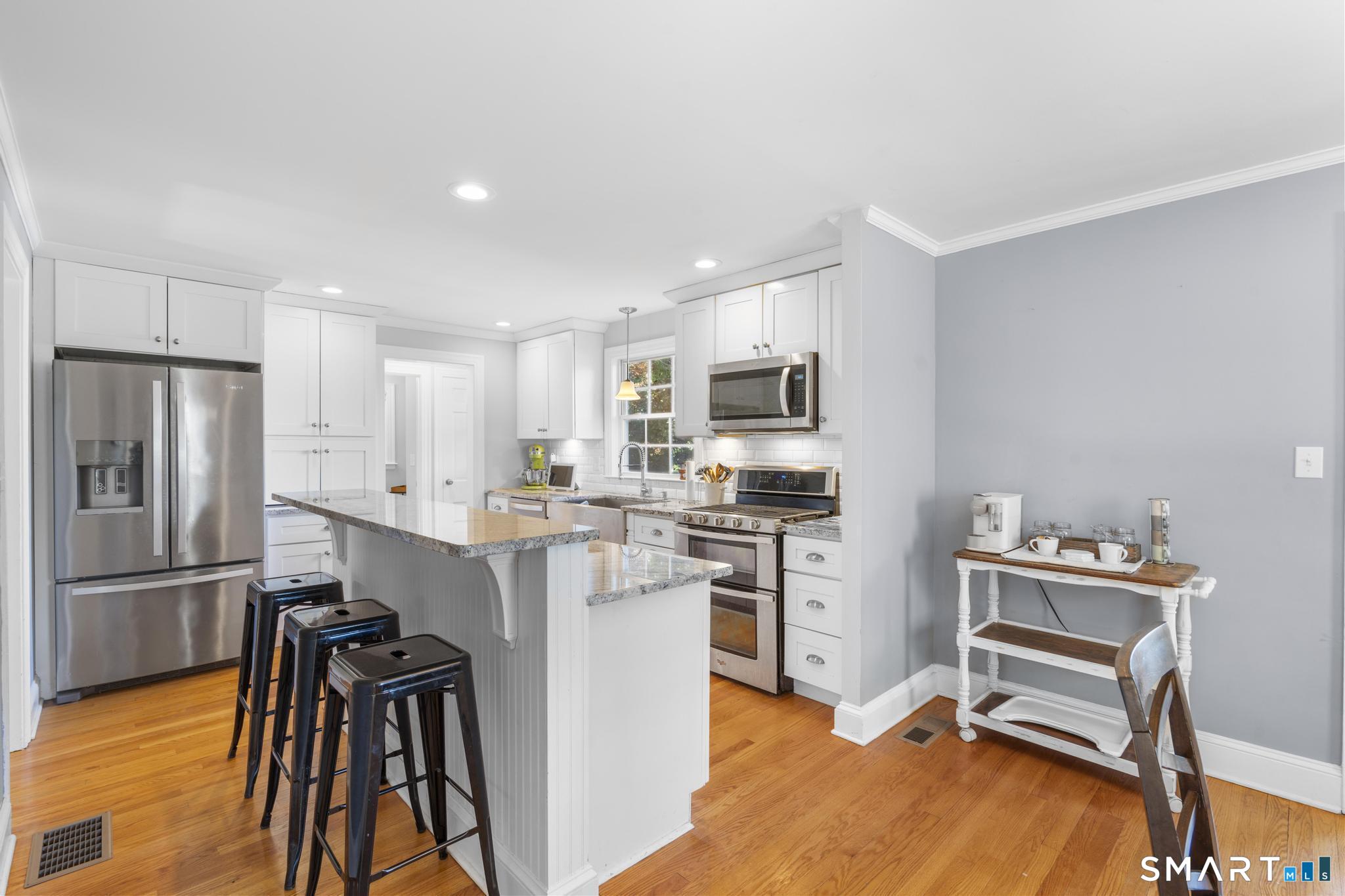 154 Clifton Avenue West Hartford CT 06107