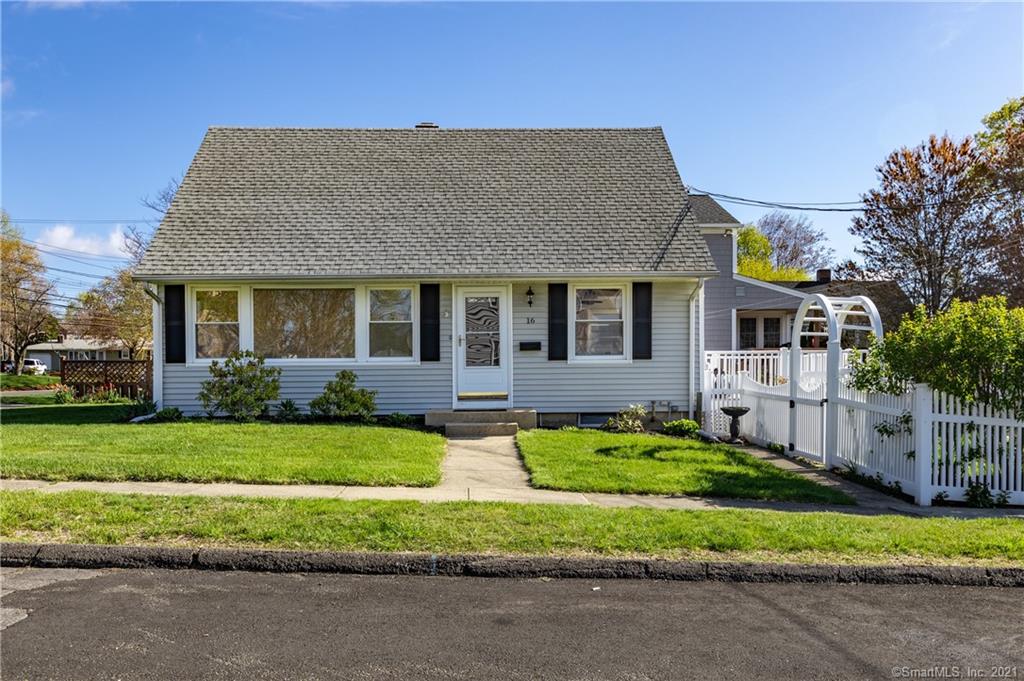 16 Newtown Avenue Stratford CT 06614