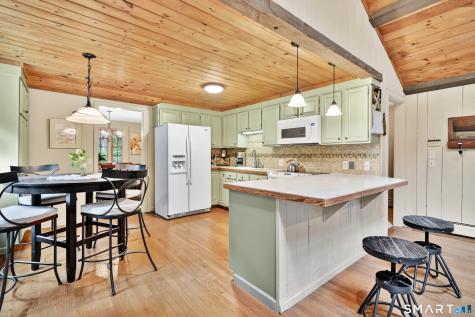 16 Fawn Drive Granby CT 06035