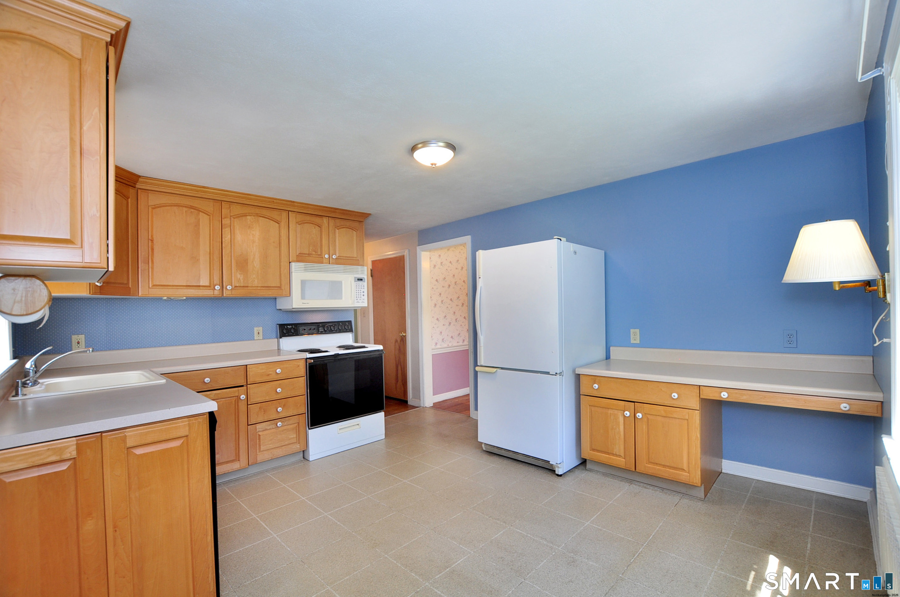 291 Bloomfield Avenue Windsor CT 06095