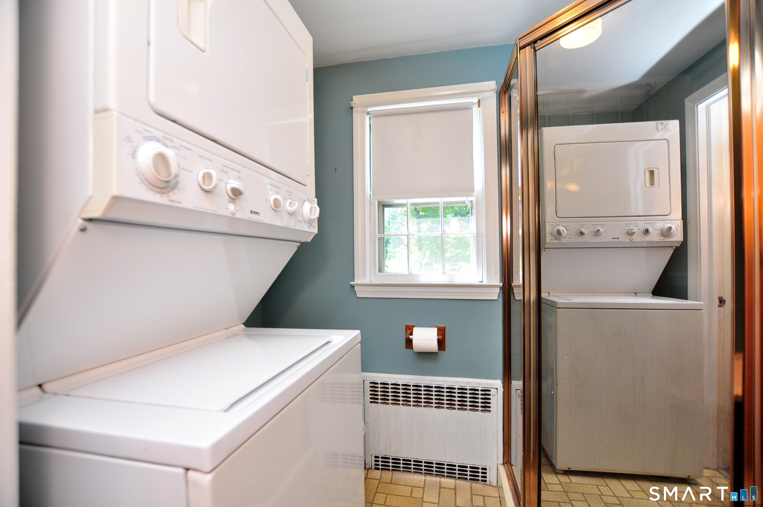 291 Bloomfield Avenue Windsor CT 06095
