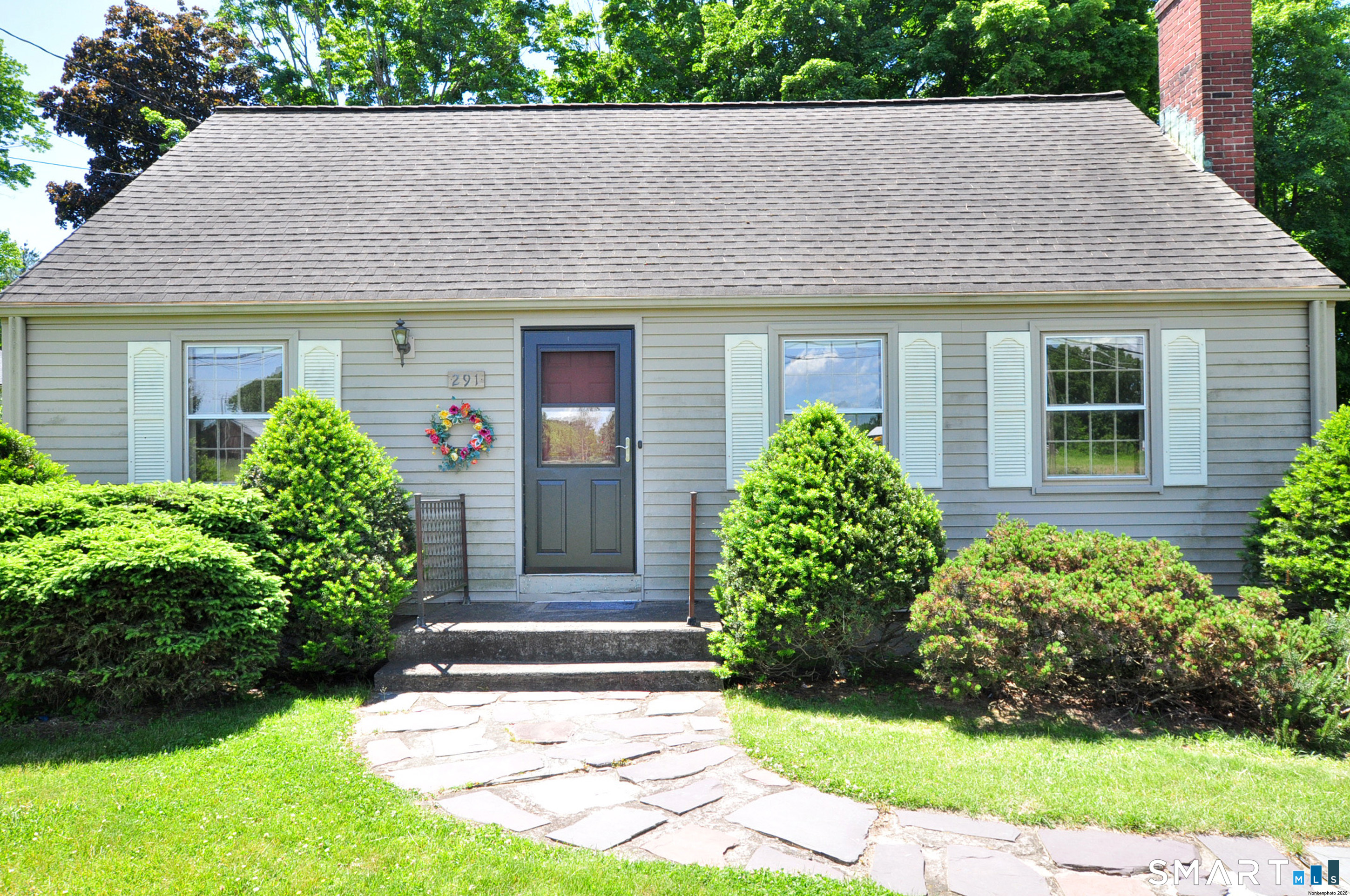 291 Bloomfield Avenue Windsor CT 06095