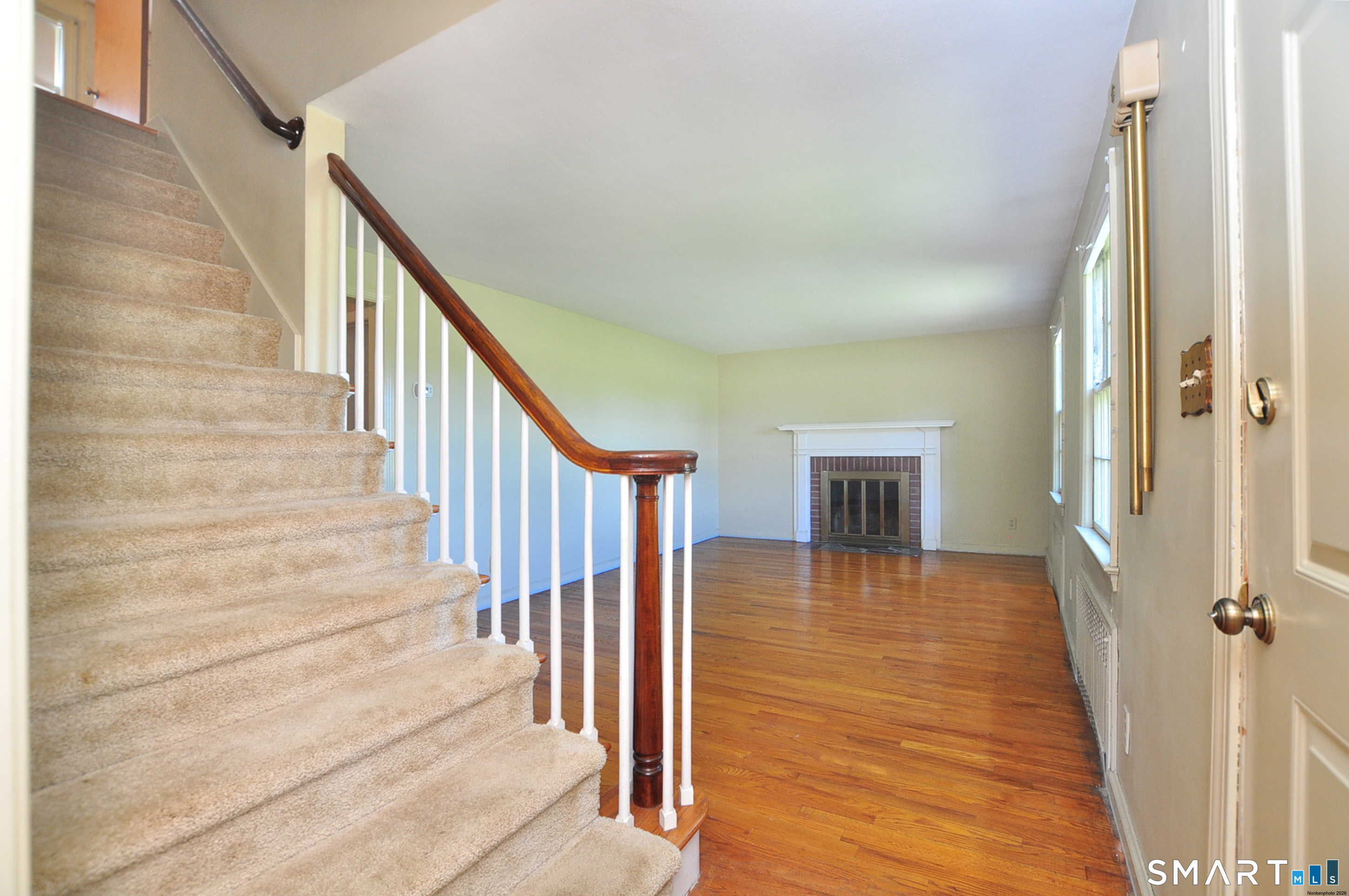 291 Bloomfield Avenue Windsor CT 06095