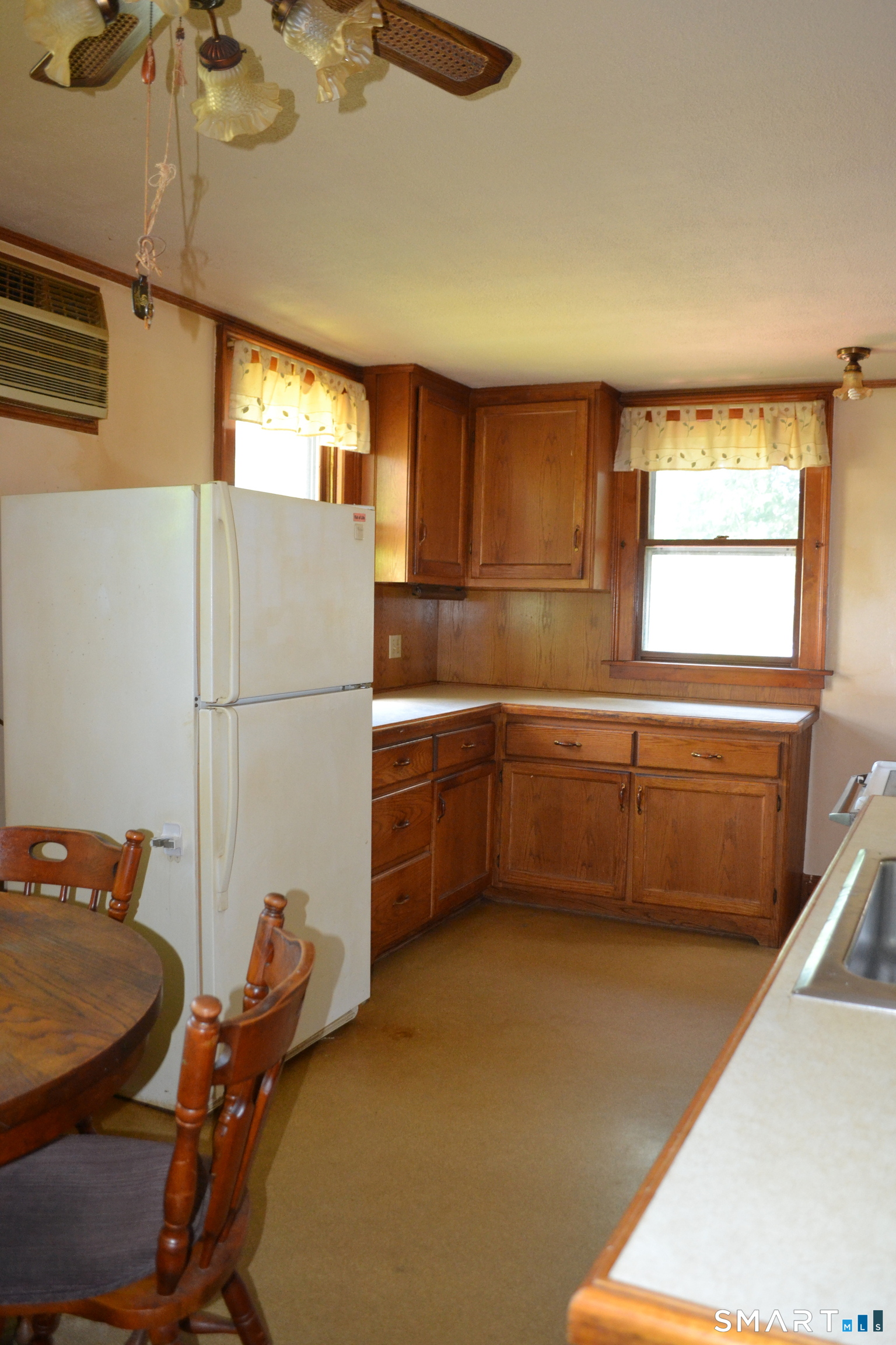 284 Deerfield Road Windsor CT 06095