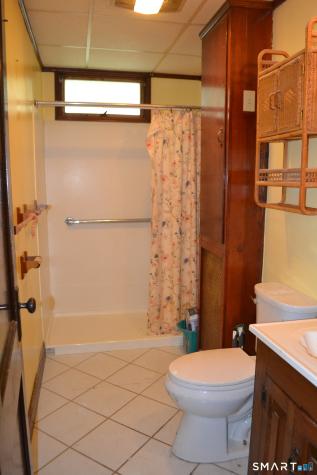284 Deerfield Road Windsor CT 06095