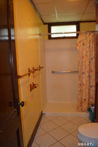 284 Deerfield Road Windsor CT 06095