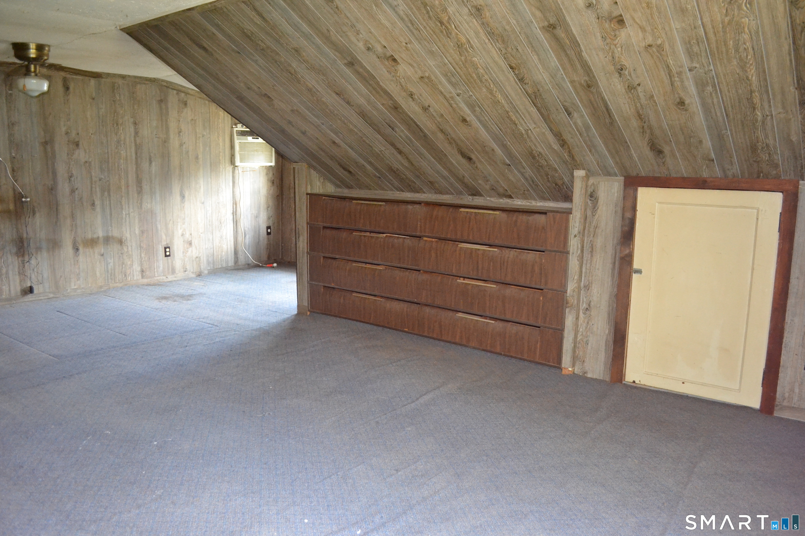 284 Deerfield Road Windsor CT 06095