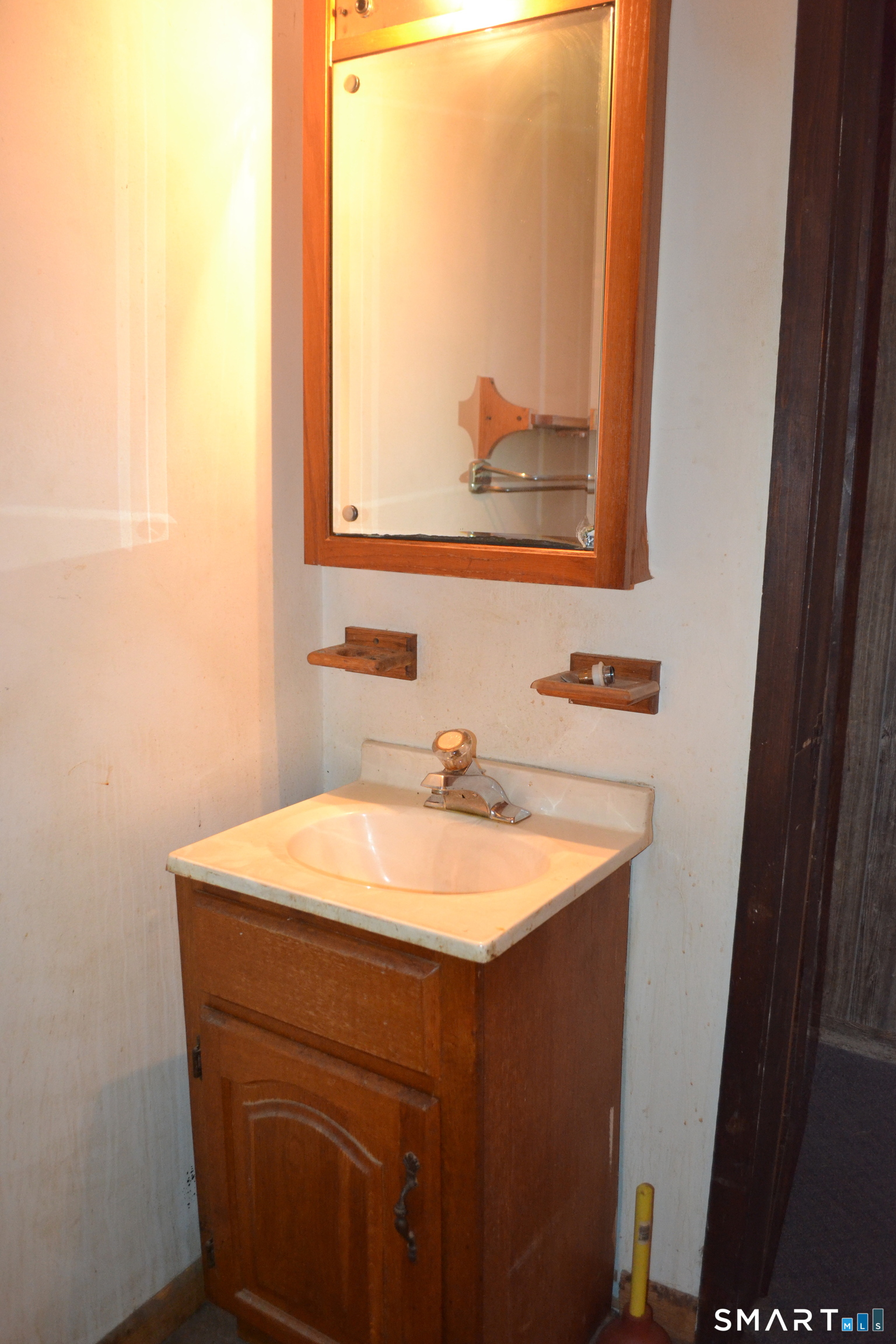 284 Deerfield Road Windsor CT 06095