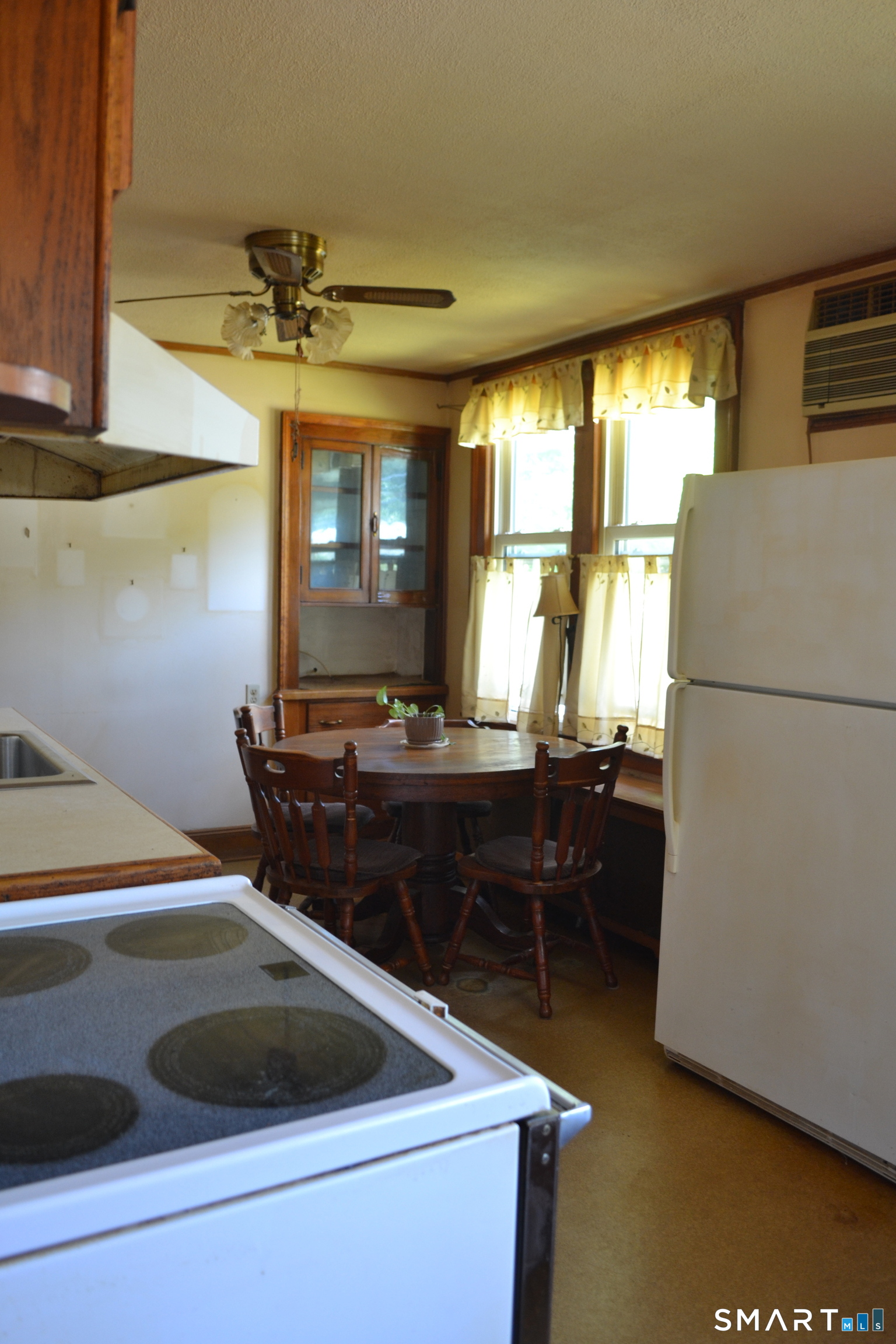 284 Deerfield Road Windsor CT 06095