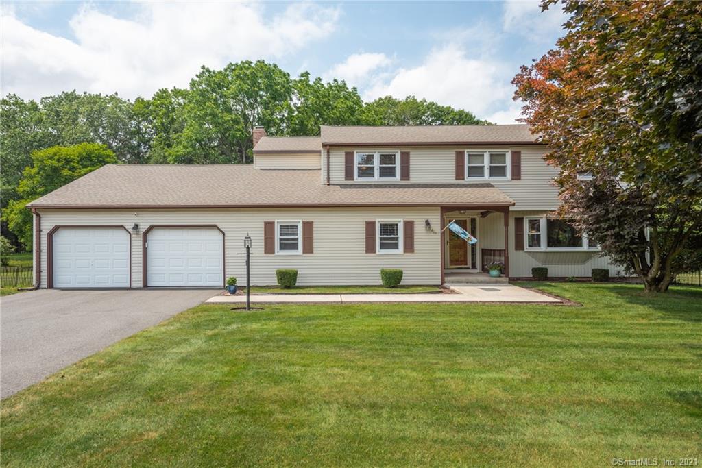 210 Holcomb Street Simsbury CT 06070