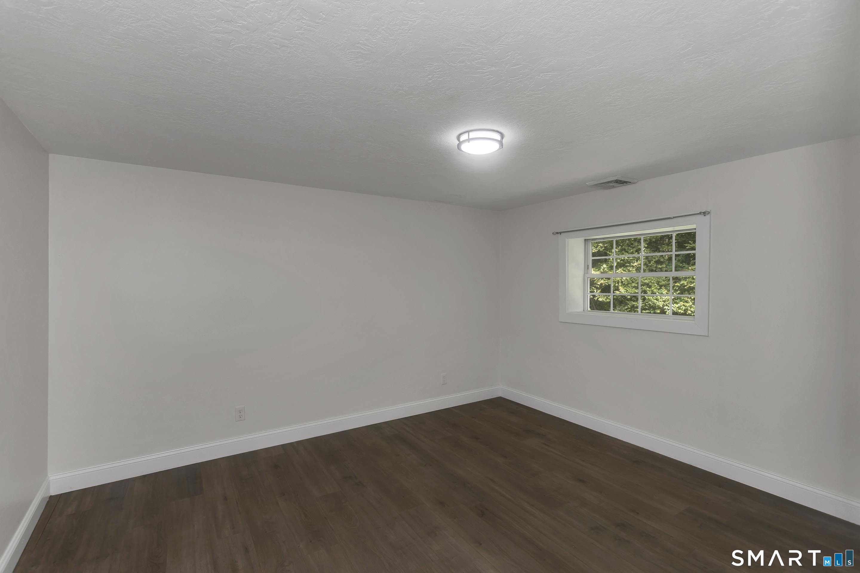 17 Congamond Road Southwick MA 01077