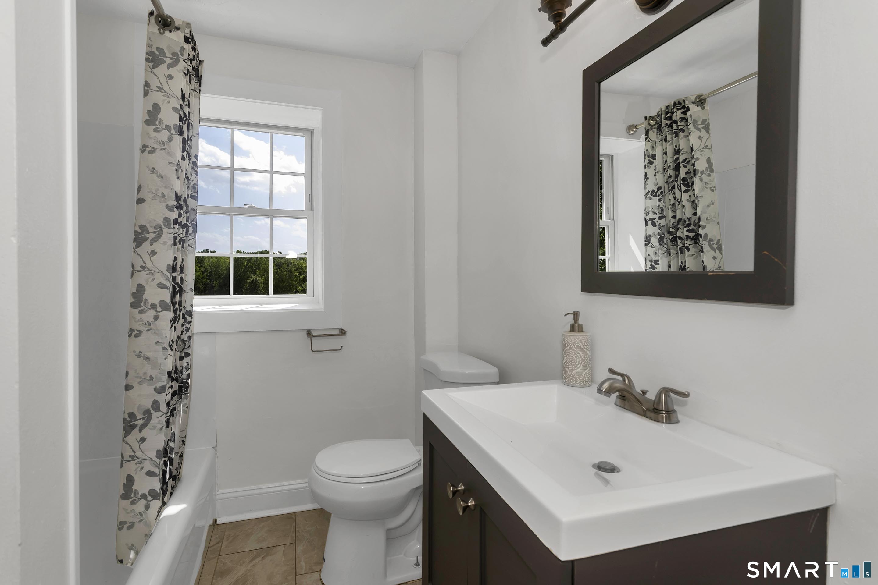 17 Congamond Road Southwick MA 01077