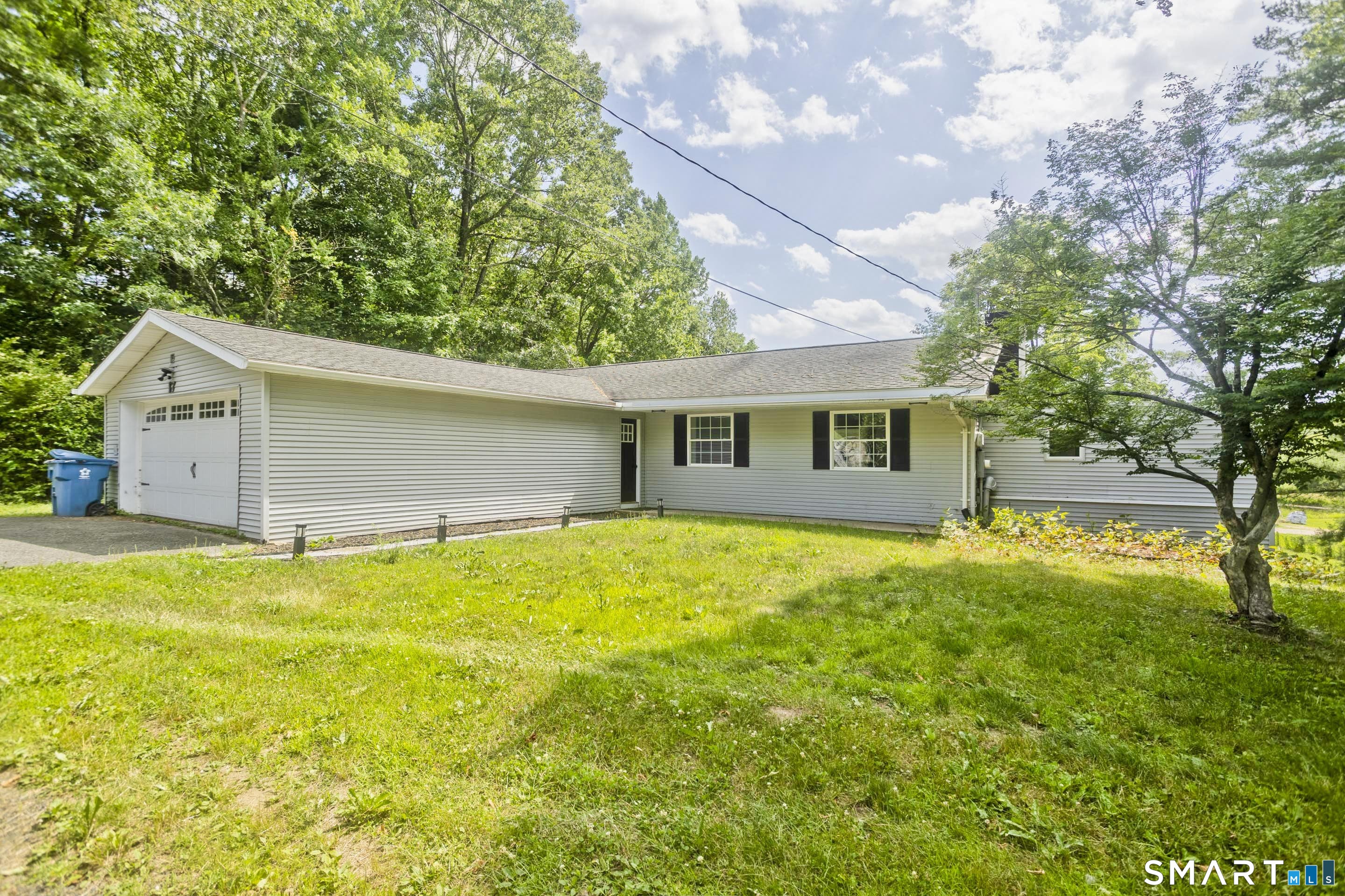 17 Congamond Road Southwick MA 01077