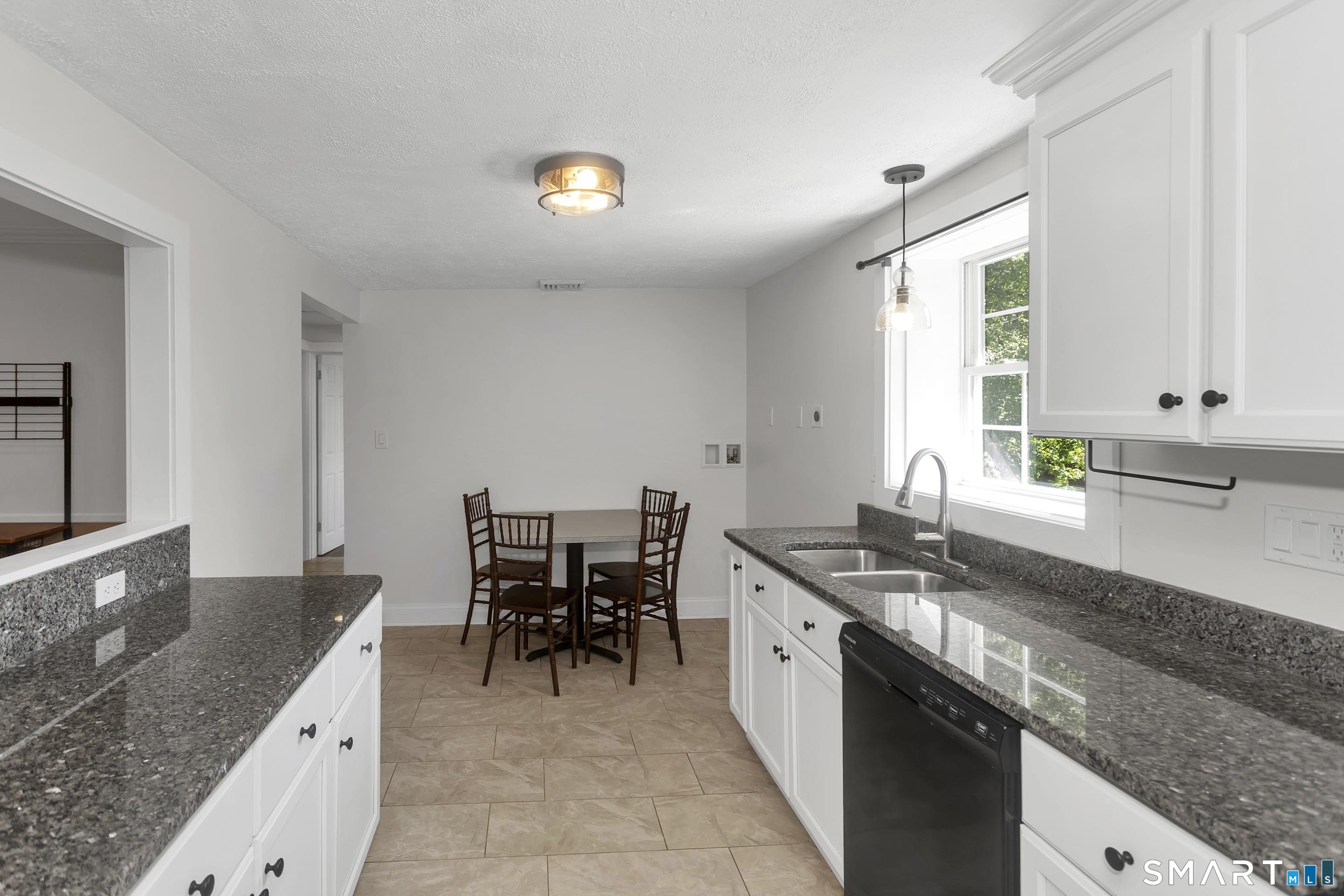 17 Congamond Road Southwick MA 01077