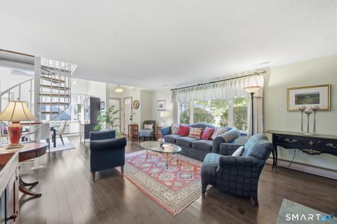 89 Mohegan Drive West Hartford CT 06117