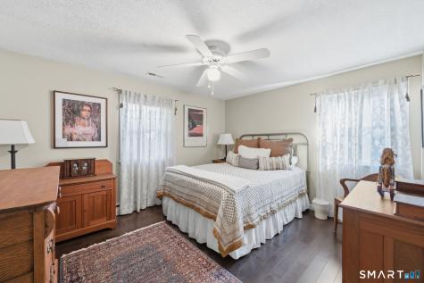 89 Mohegan Drive West Hartford CT 06117