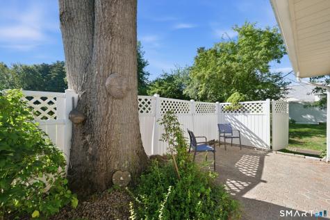 89 Mohegan Drive West Hartford CT 06117