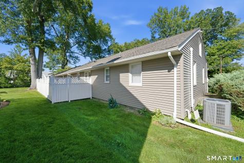 89 Mohegan Drive West Hartford CT 06117