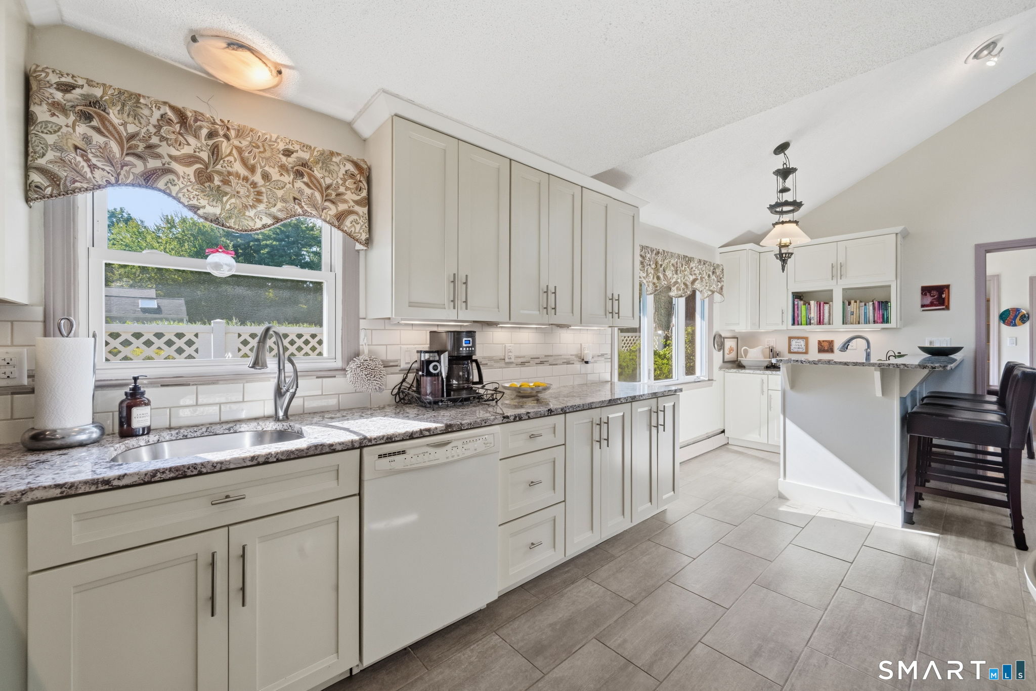 89 Mohegan Drive West Hartford CT 06117