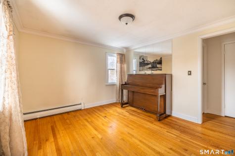 46 Oakleaf Street Bridgeport CT 06606