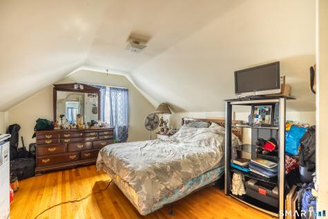 46 Oakleaf Street Bridgeport CT 06606