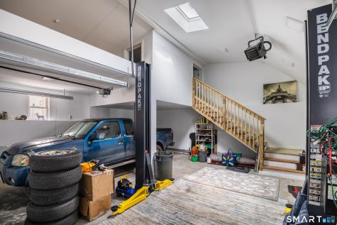 46 Oakleaf Street Bridgeport CT 06606