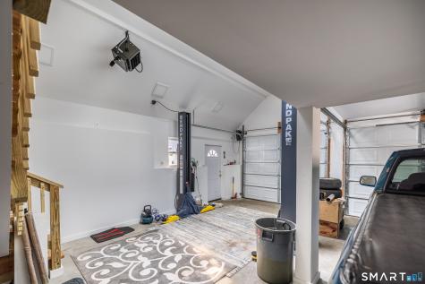 46 Oakleaf Street Bridgeport CT 06606