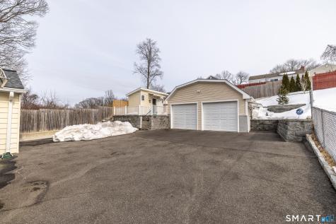 46 Oakleaf Street Bridgeport CT 06606