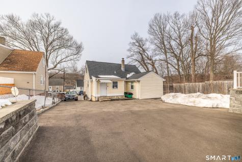 46 Oakleaf Street Bridgeport CT 06606