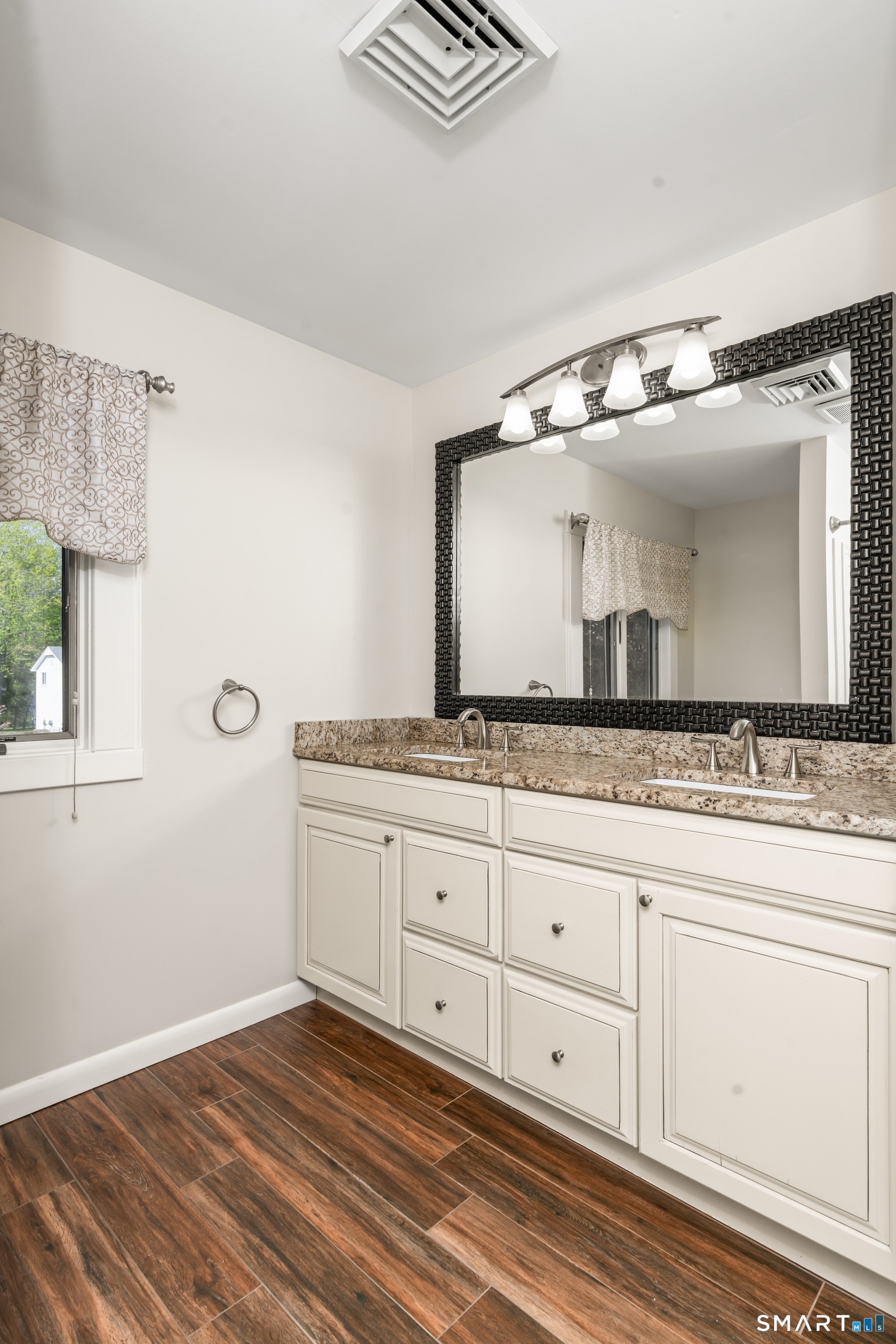 24 Colonial Drive Waterford CT 06385