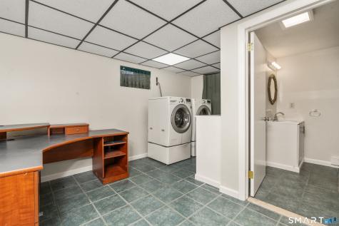 24 Colonial Drive Waterford CT 06385