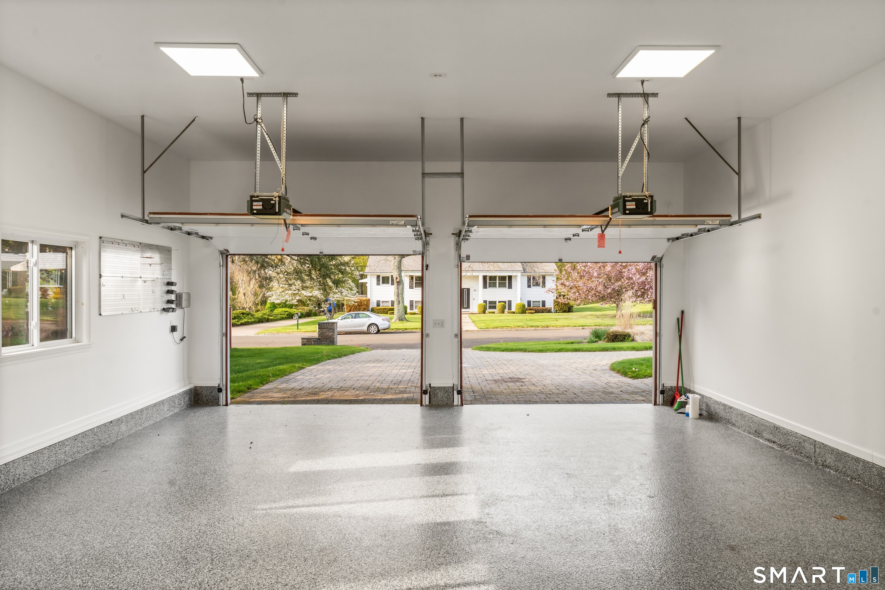 24 Colonial Drive Waterford CT 06385